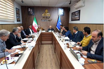 بررسی پیشرفت طرحهای توسعه ای اولویت دار در شرکت نفت مناطق مرکزی ایران