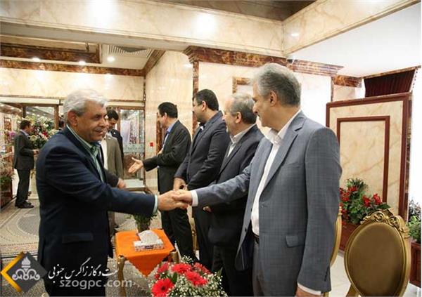 حضور مدیر عامل و مدیران ارشد شرکت نفت مناطق مرکزی ایران در دیدار نوروزی با وزیر نفت 24