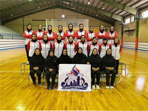 کسب مقام سوم هندبال بانوان کشور توسط تیم باشگاه فرهنگی ورزشی نفت و گاز زاگرس جنوبی 3