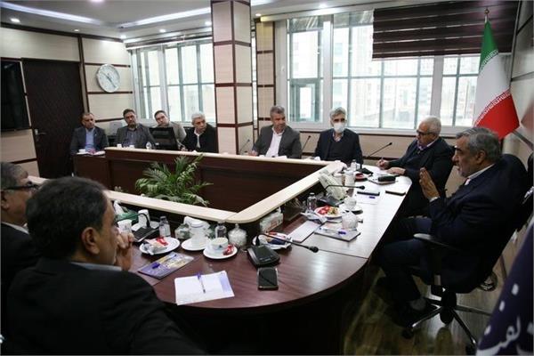 نشست پیگیری مباحث مرتبط با افزایش تولید نفت و گاز در شرکت نفت مناطق مرکزی ایران 10