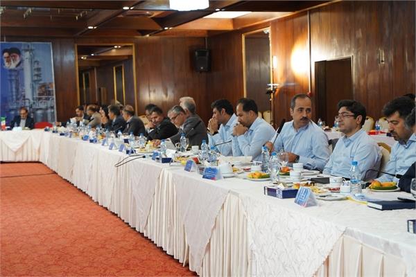 جلسه پیش بینی بهره دهی چاههای این شرکت برای نیمه دوم سال ۱۴۰۳ 29