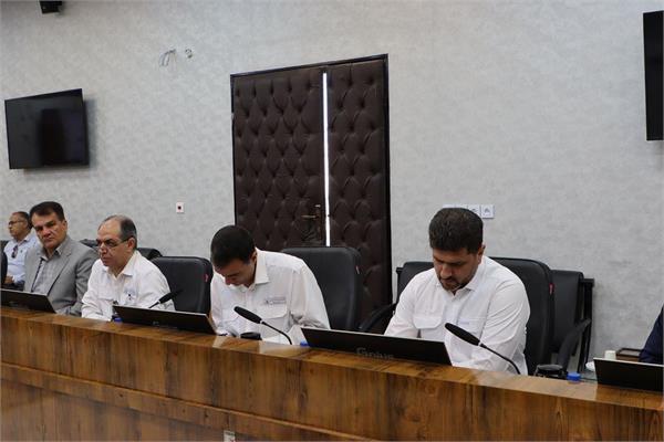 نشست مدیر عامل زاگرس جنوبی و هیات همراه با مدیریت پالایشگاه گاز پارسیان 6