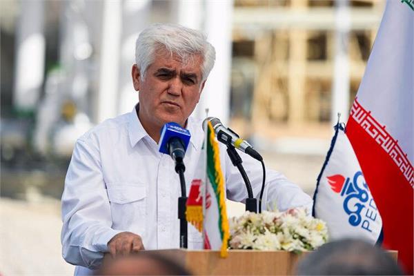 آیین بهره‌برداری از واحد نمک‌زدایی سیار میدان چشمه‌خوش 5