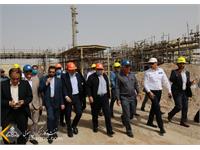 بازدید مدیرعامل شرکت نفت مناطق مرکزی ایران و هیات همراه از میدان نفتی خشت 2