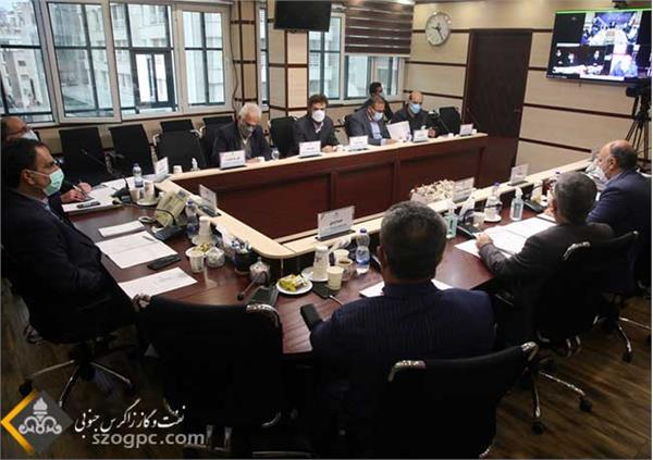 جلسه پیش بینی بهره دهی چاههای شرکت نفت مناطق مرکزی ایران/غرب 16