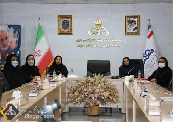 برگزاری سمینار تقویت عزت نفس در بانوان توسط زاگرس جنوبی 8