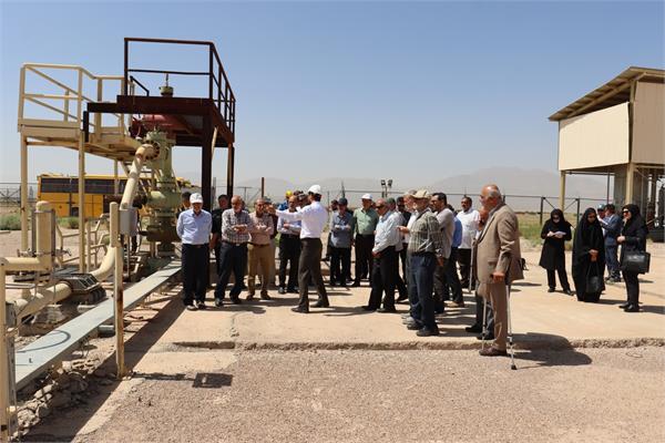 بازدید اعضا گروه سمن دیدبان از منطقه عملیاتی سروستان و سعادت آباد 18