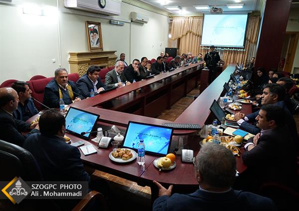 مراسم بزرگداشت هفته جهانی حسابداری و روز حسابدار در شرکت بهره برداری نفت و گاز زاگرس جنوبی 17