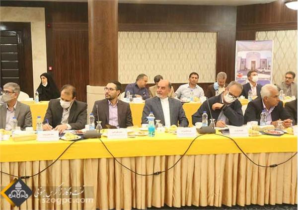برگزاری نشست مدیر عامل شرکت نفت مناطق مرکزی ایران با مدیرعامل و مدیران نفت و گاز غرب 3