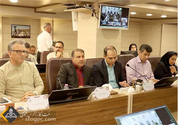 تکریم مدیریت امور فنی شرکت بهره‌برداری نفت و گاز زاگرس جنوبی 4