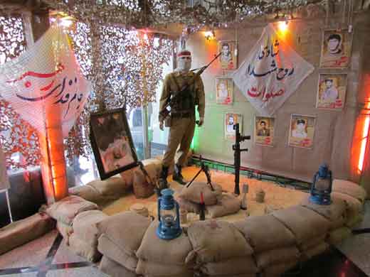 نمایشگاه تصاویر گرامی داشت هفته بسیج 5
