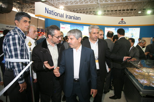 غرفه شرکت نفت مناطق مرکزی ایران در هفدهمین نمایشگاه 1