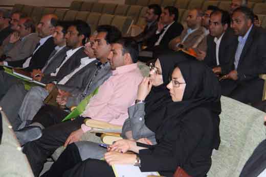 همایش نقش ارتباط صنعت و دانشگاه 1