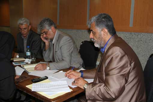 ملاقات حضوری مدیر عامل شرکت نفت منا طق مرکزی ایران 2