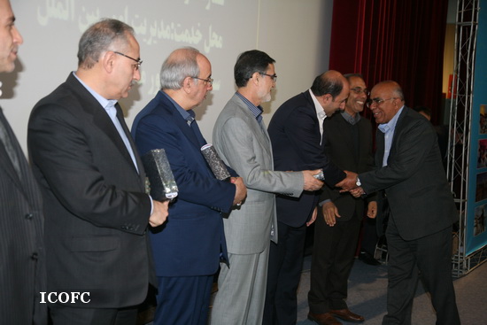 کارمند نمونه 6