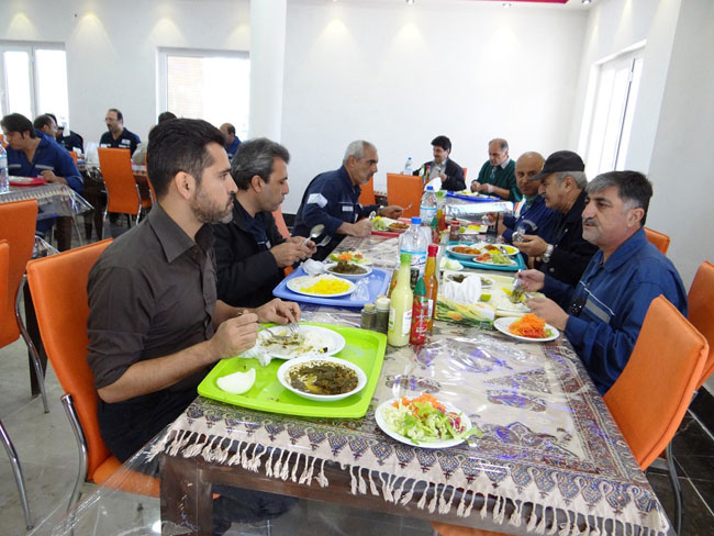 بازسازی و افزایش ظرفیت رستوران گلبرگ 5