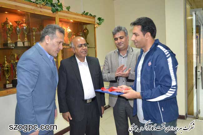 مسابقات شنا کارکنان به میزبانی منطقه عملیاتی سرخون وگشوی جنوبی 2